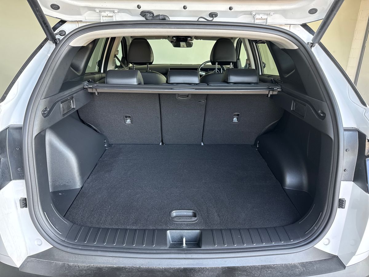 2024 Hyundai TUCSON 1.6T Plug-in Hybrid Ultimate 5dr 4WD Auto Estate Petrol Para - Picture 17 of 24