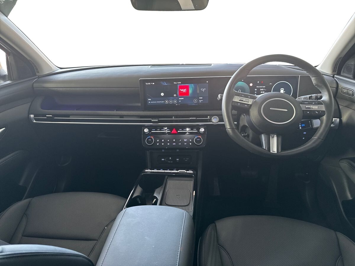 2024 Hyundai TUCSON 1.6T Plug-in Hybrid Ultimate 5dr 4WD Auto Estate Petrol Para - Picture 19 of 24