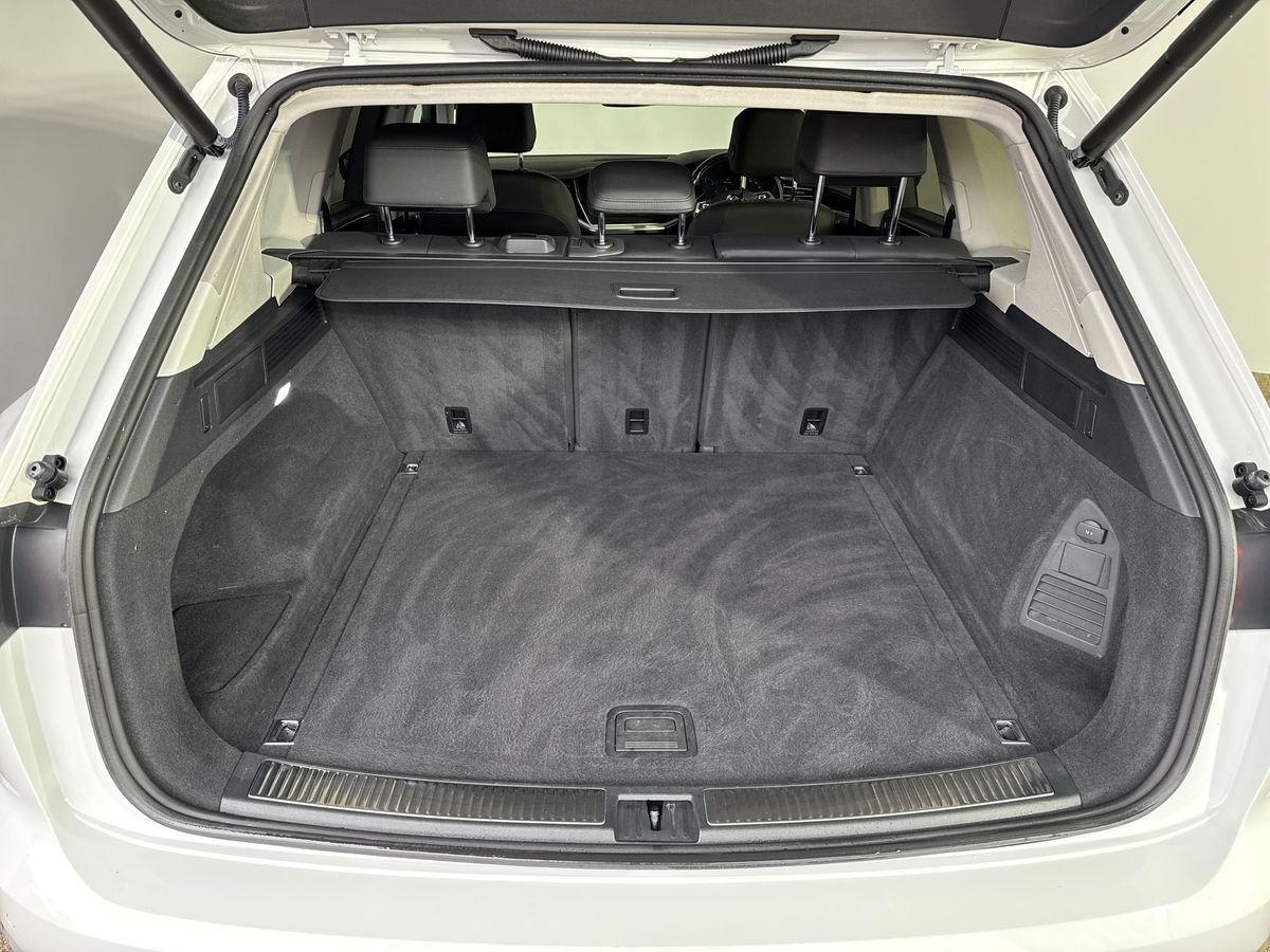 Used Volkswagen Touareg 2020 for sale - 76289819: Photo 17