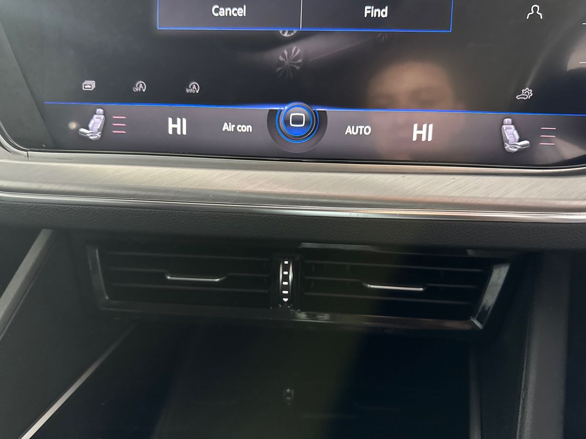 Used Volkswagen Touareg 2020 for sale - 76289819: Photo 26