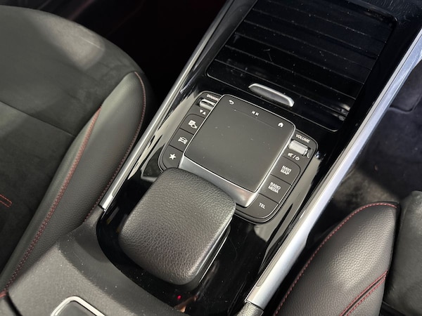 Used Mercedes-Benz GLB 2023 for sale - 76221771: Photo 27