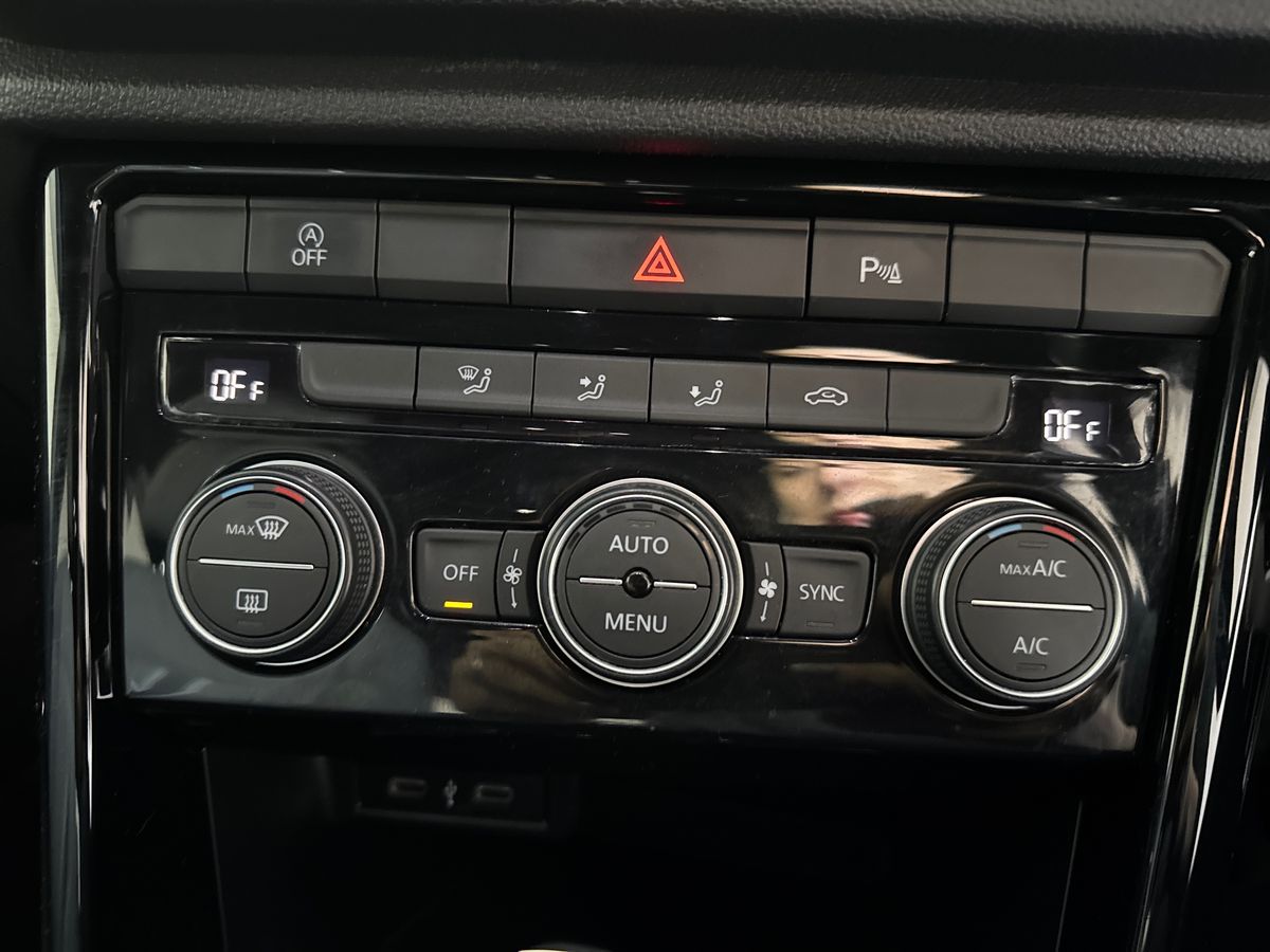 Used Volkswagen T-Roc 2021 for sale - 77151480: Photo 26