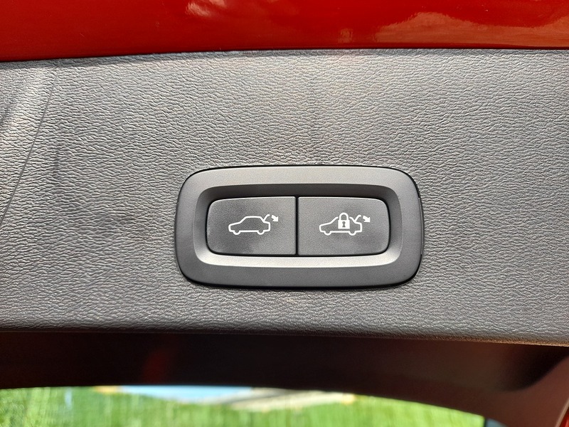 Used Volvo XC40 2022 for sale - 77781115: Photo 40