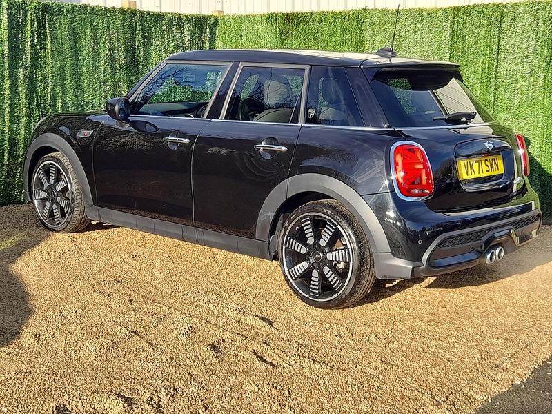 Used MINI Hatch 2021 for sale - 77231299: Photo 5