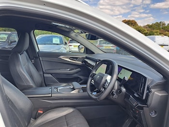 Used Renault Austral 2024 for sale - 78154504: Photo