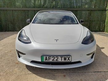 Used Tesla Model 3 2022 for sale - 79582424: Photo