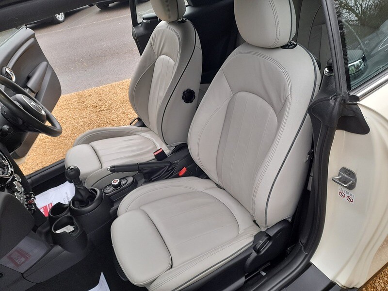 Used MINI Convertible 2018 for sale - 77231287: Photo 18