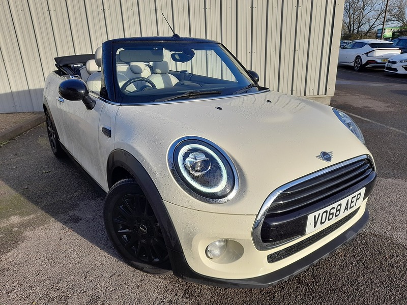 Used MINI Convertible 2018 for sale - 77231287: Photo 2
