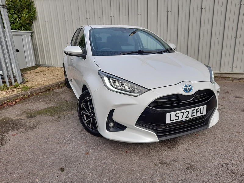 Used Toyota Yaris 2022 for sale - 77231271: Photo 2