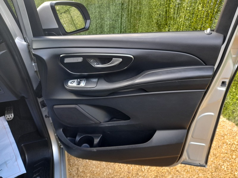 Used Mercedes-Benz V-Class 2018 for sale - 77568341: Photo 22