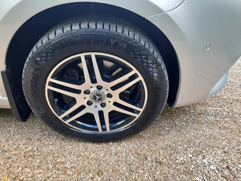 Used Mercedes-Benz V-Class 2018 for sale - 77568341: Photo 32