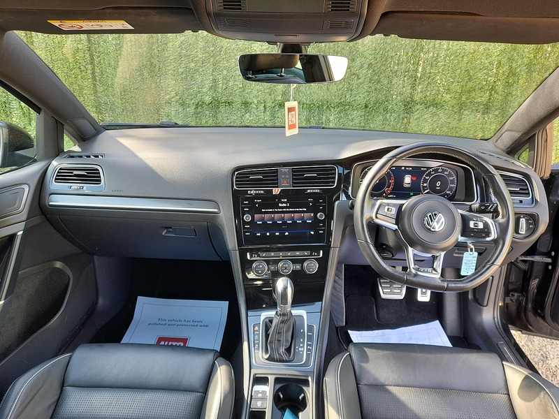 Used Volkswagen Golf 2017 for sale - 78177543: Photo 17