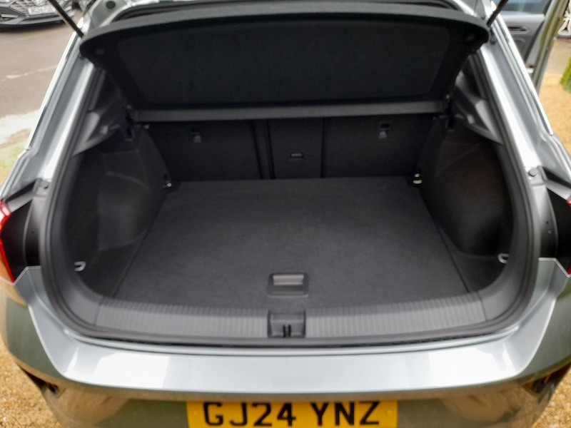 Used Volkswagen T-Roc 2024 for sale - 77547798: Photo 27