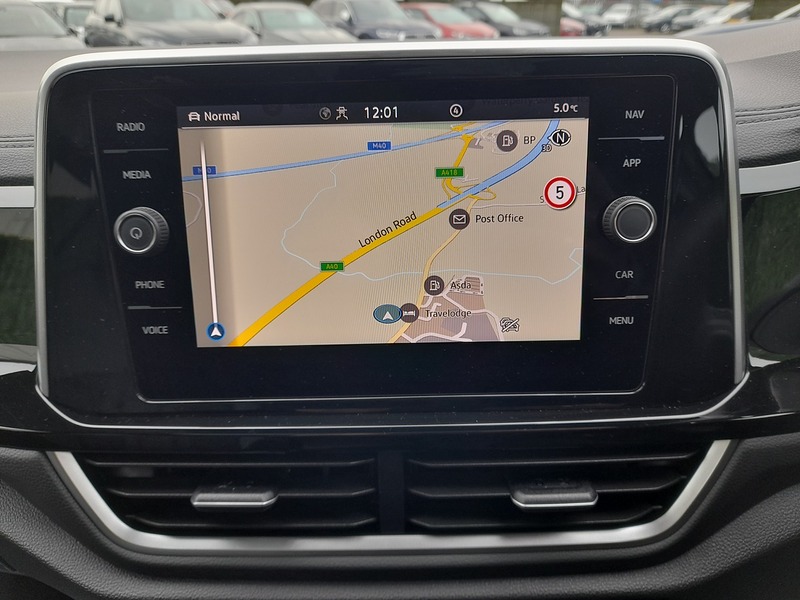 Used Volkswagen T-Roc 2024 for sale - 77547798: Photo 33