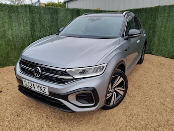 Used Volkswagen T-Roc 2024 for sale - 77547798: Photo