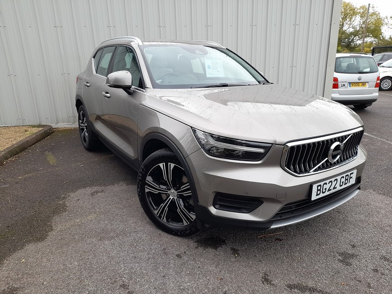 Used Volvo XC40 2022 for sale - 77231249: Photo 2