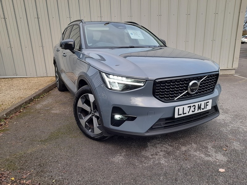 Used Volvo XC40 2023 for sale - 77231320: Photo 2