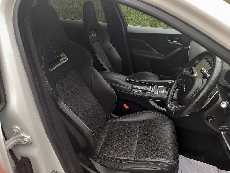 Used Jaguar F-Pace 2018 for sale - 77324452: Photo 16