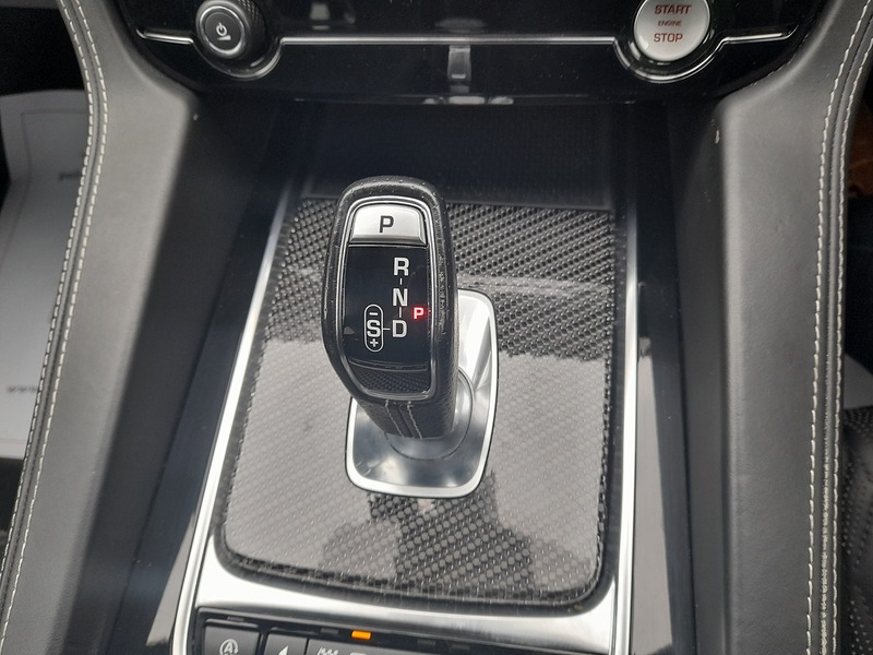 Used Jaguar F-Pace 2018 for sale - 77324452: Photo 29