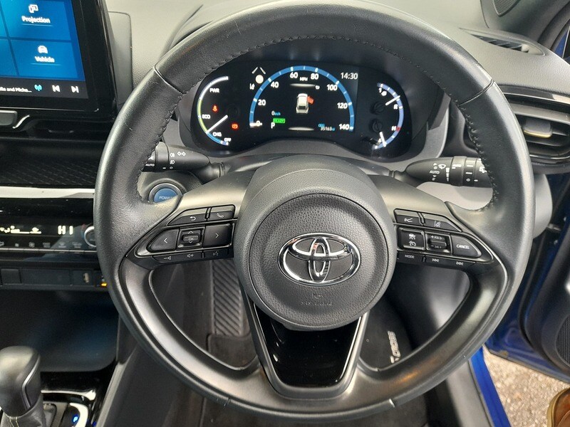 Used Toyota Yaris Cross 2022 for sale - 77231298: Photo 17