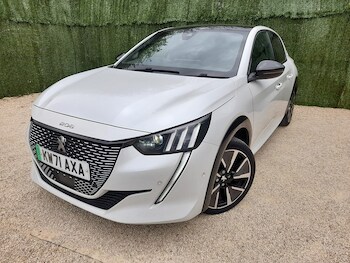 Used Peugeot E-208 2022 for sale - 78272947: Photo