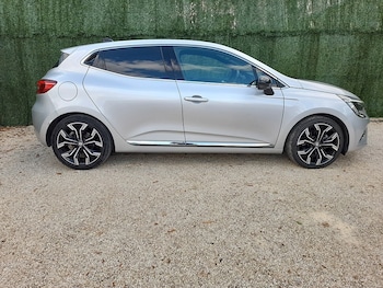 Used Renault Clio 2023 for sale - 79222296: Photo