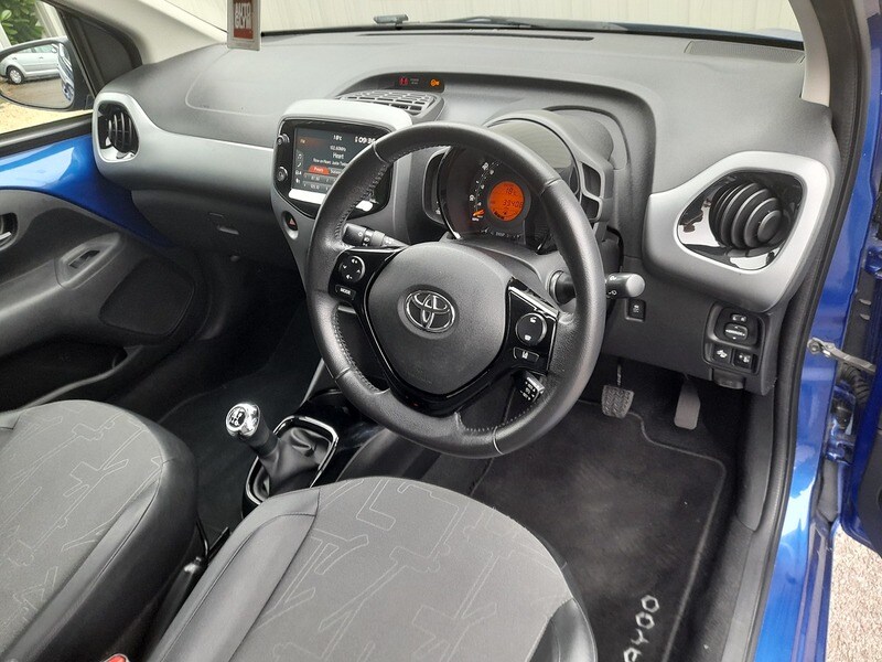 Used Toyota AYGO 2018 for sale - 77231239: Photo 10