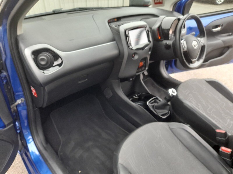 Used Toyota AYGO 2018 for sale - 77231239: Photo 12