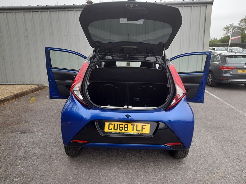 Used Toyota AYGO 2018 for sale - 77231239: Photo 15