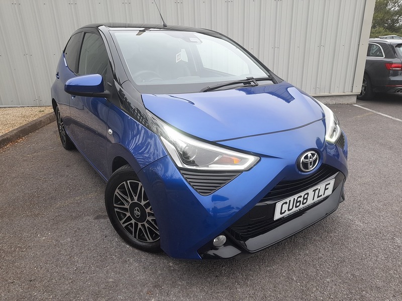 Used Toyota AYGO 2018 for sale - 77231239: Photo 2