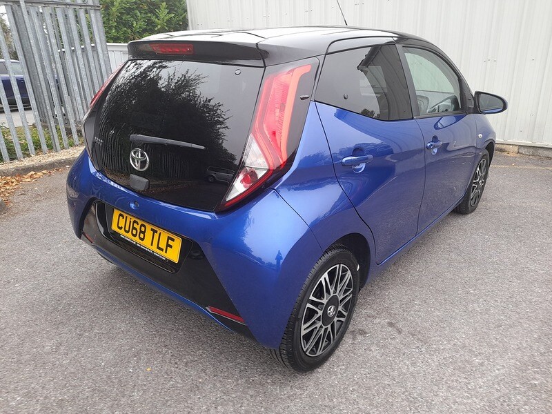 Used Toyota AYGO 2018 for sale - 77231239: Photo 6