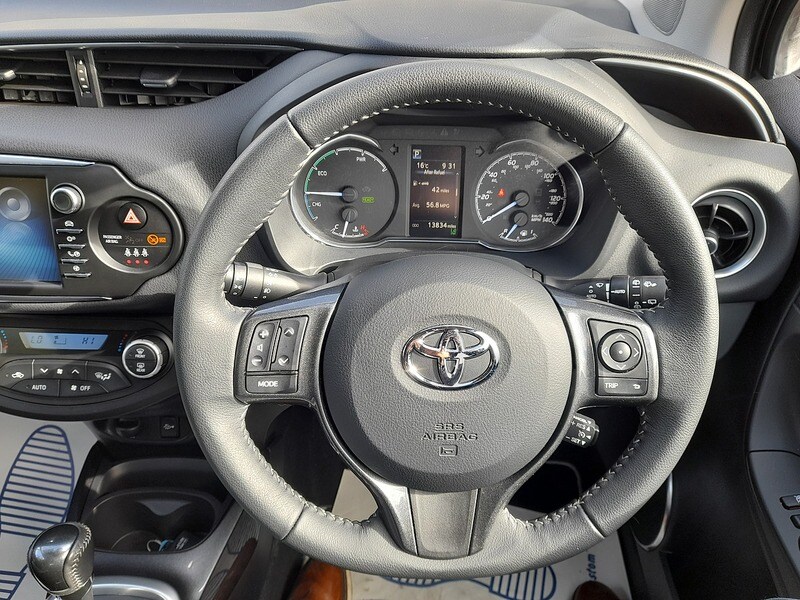 Used Toyota Yaris 2020 for sale - 77231244: Photo 17