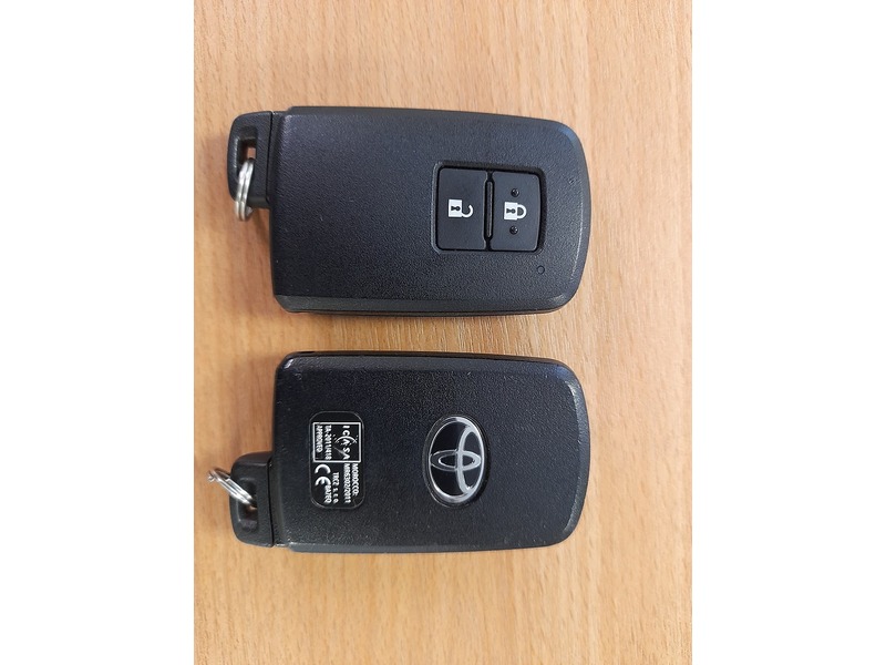 Used Toyota Yaris 2020 for sale - 77231244: Photo 32