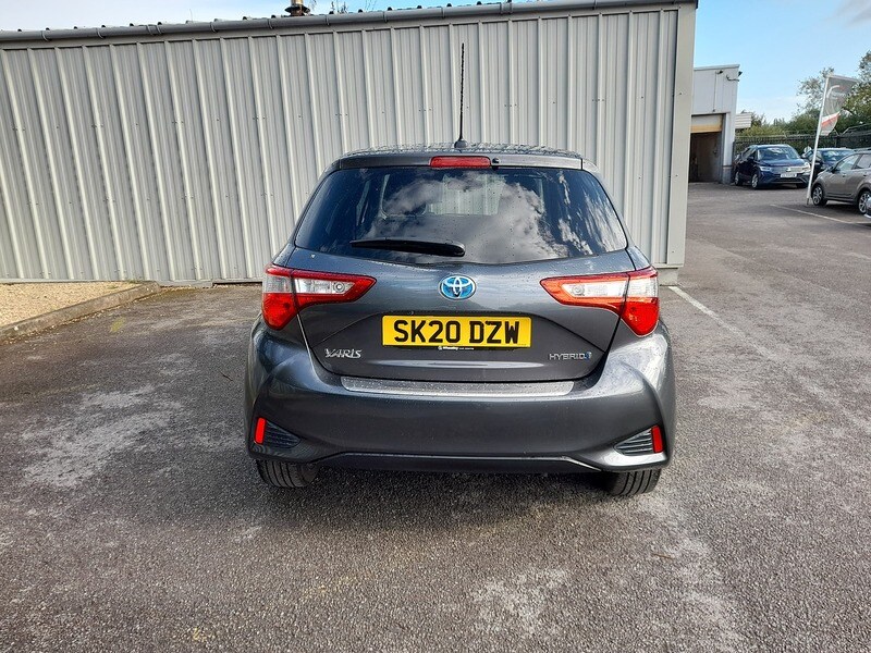 Used Toyota Yaris 2020 for sale - 77231244: Photo 6