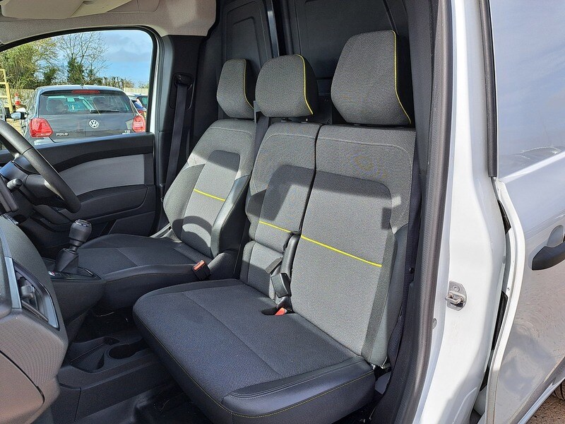 Used Renault Kangoo 2024 for sale - 77937452: Photo 25