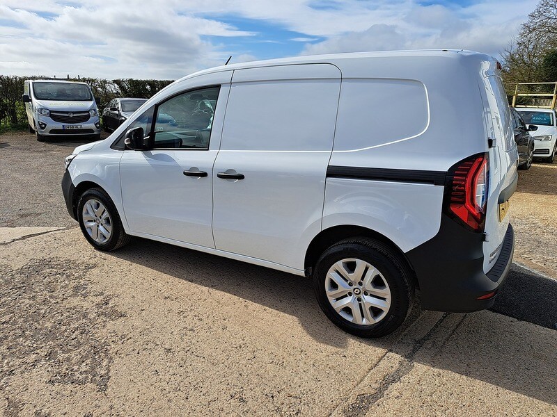 Used Renault Kangoo 2024 for sale - 77937452: Photo 30