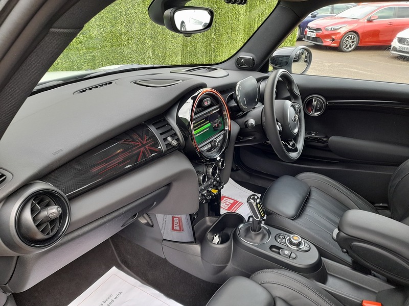 Used MINI Electric Hatch 2021 for sale - 77231303: Photo 24