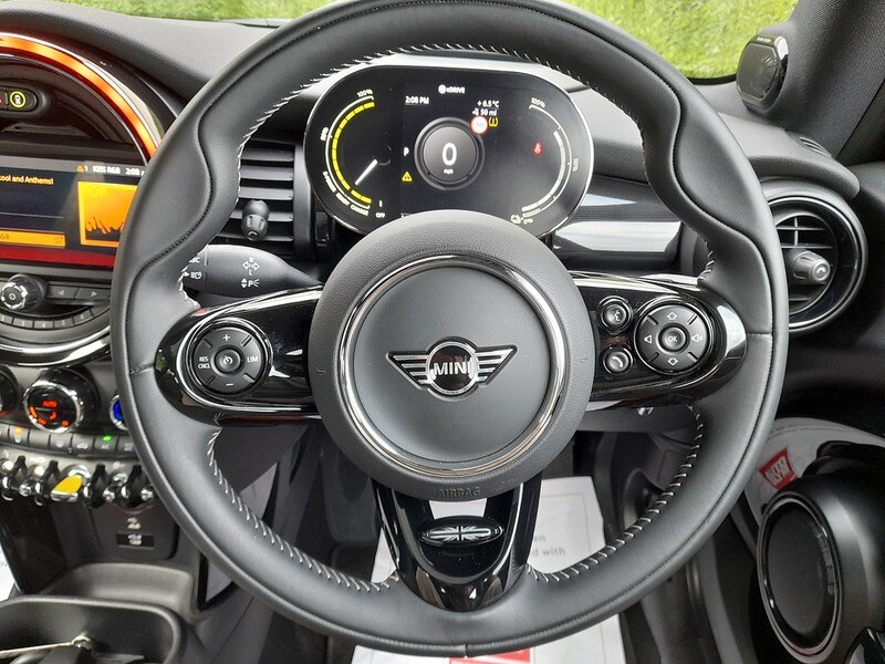 Used MINI Electric Hatch 2021 for sale - 77231303: Photo 28