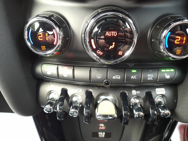 Used MINI Electric Hatch 2021 for sale - 77231303: Photo 35