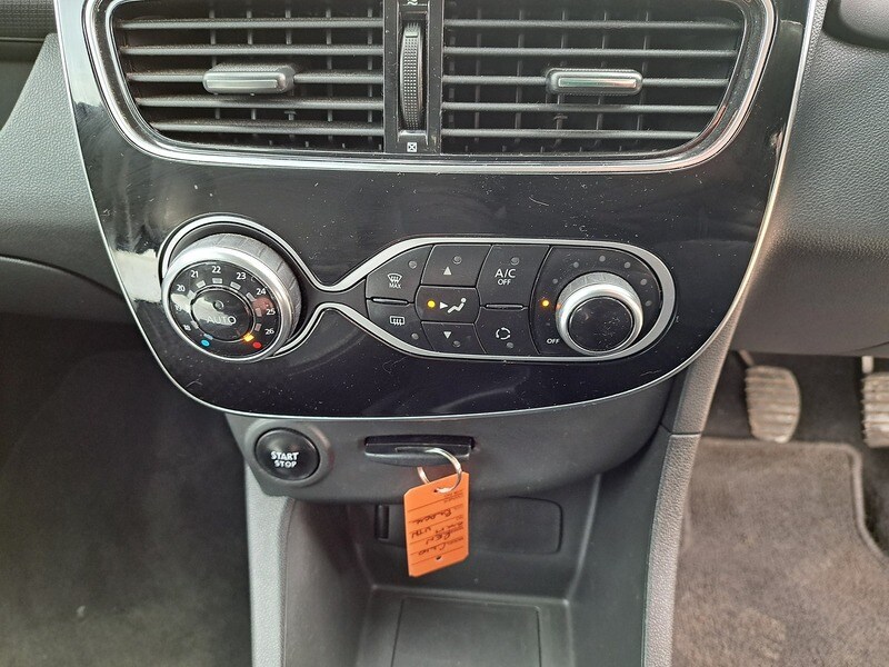 Used Renault Clio 2017 for sale - 78069446: Photo 17