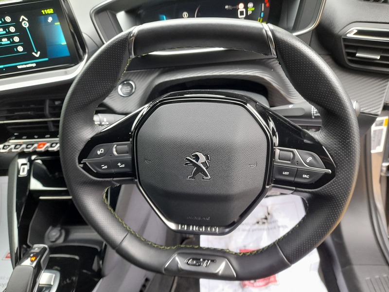 Used Peugeot E-2008 2022 for sale - 77231285: Photo 22