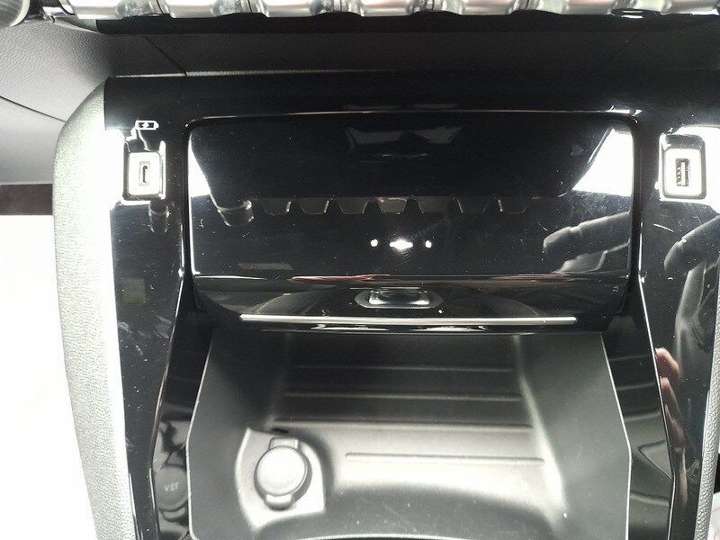 Used Peugeot E-2008 2022 for sale - 77231285: Photo 27