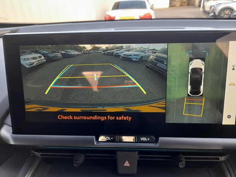 Used Toyota C-HR 2024 for sale - 77231274: Photo 10