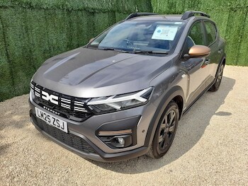 Used Dacia Sandero Stepway 2025 for sale - 78711968: Photo