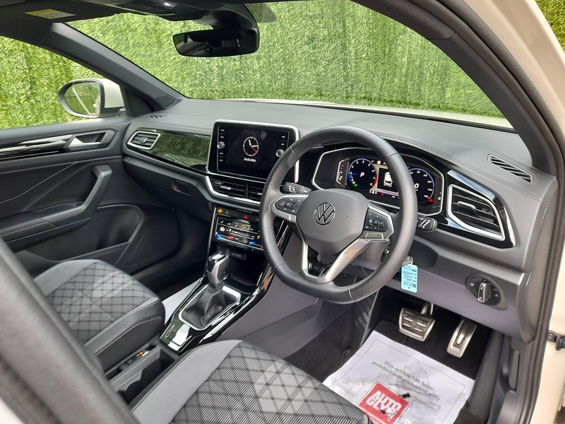 Used Volkswagen T-Roc 2024 for sale - 77272328: Photo 20