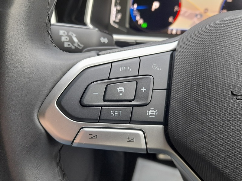 Used Volkswagen T-Roc 2024 for sale - 77272328: Photo 23