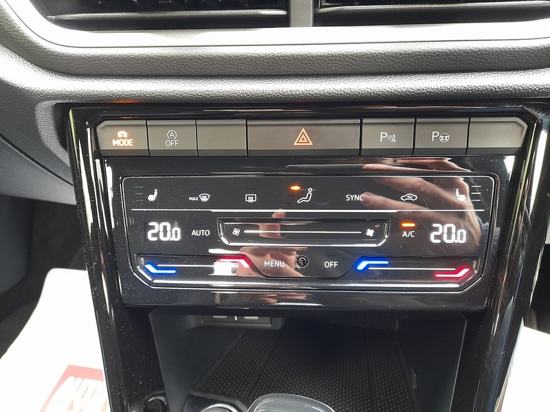 Used Volkswagen T-Roc 2024 for sale - 77272328: Photo 28