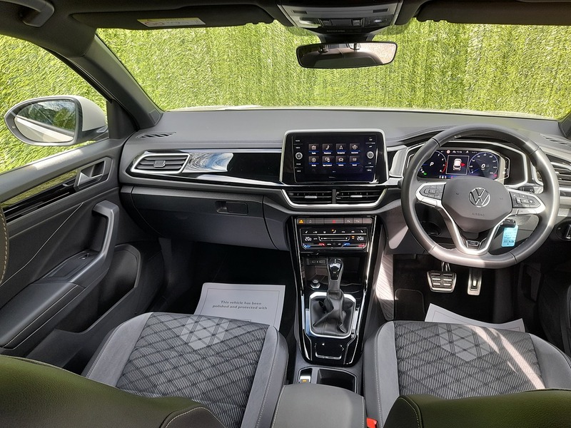 Used Volkswagen T-Roc 2024 for sale - 77272328: Photo 32