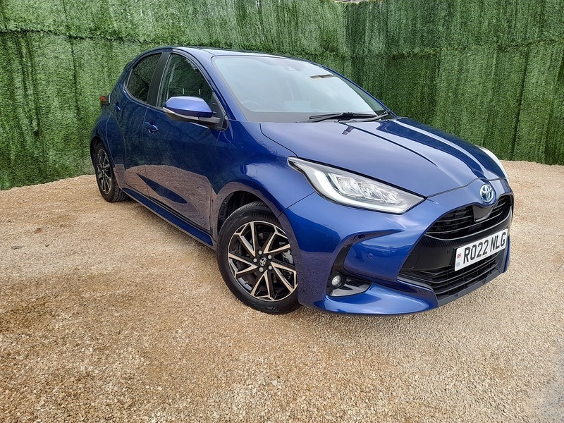 Used Toyota Yaris 2022 for sale - 77905986: Photo 2