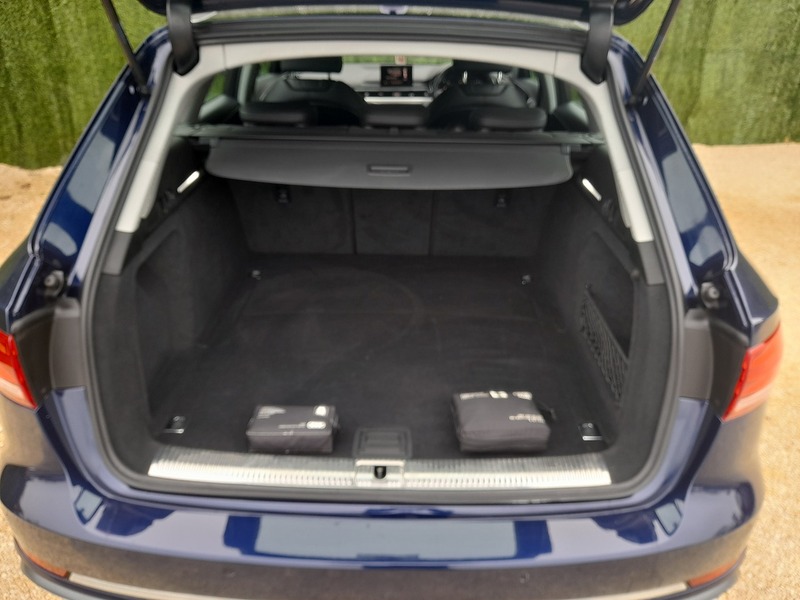 Used Audi A4 Avant 2019 for sale - 77379196: Photo 15